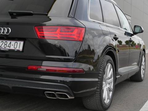 2015 Audi Q7 — sličica 17