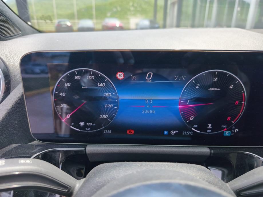 2025 Mercedes-Benz GLA Progressive — fotografija 9