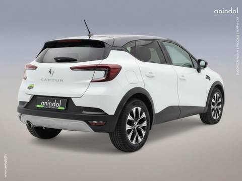 2022 Renault Captur — sličica 4