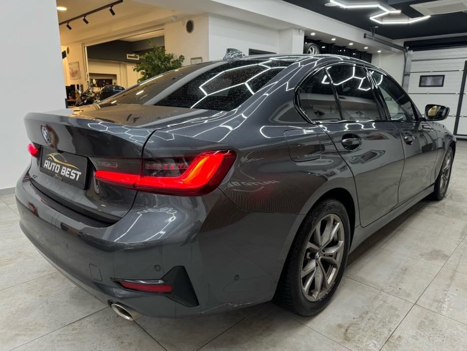2020 BMW Serija 3 — fotografija 3