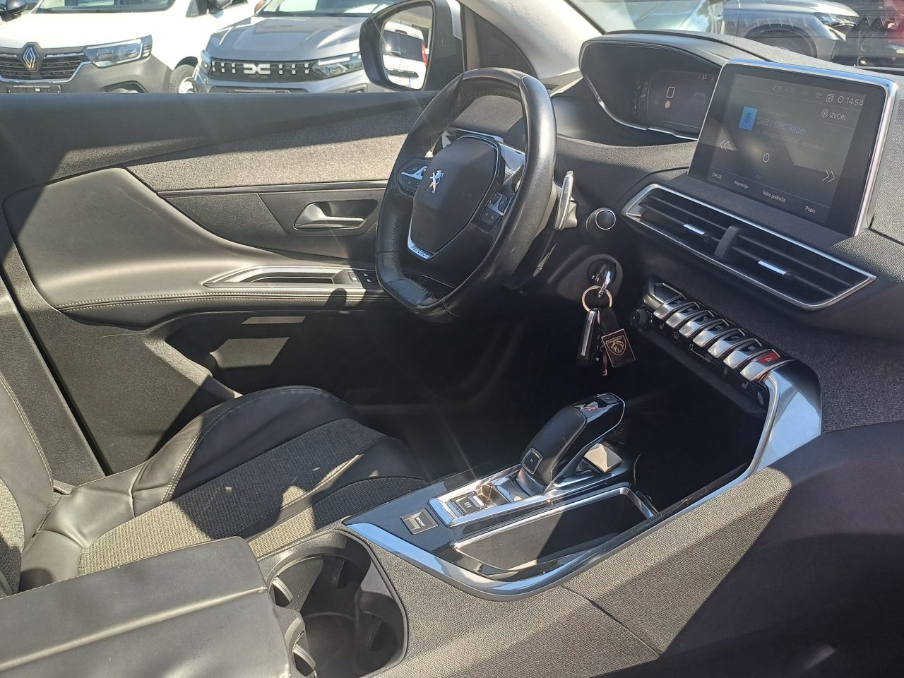2017 Peugeot 5008 — fotografija 22