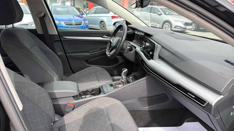 2024 Volkswagen Golf — sličica 9