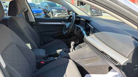 2024 Volkswagen Golf — sličica 9
