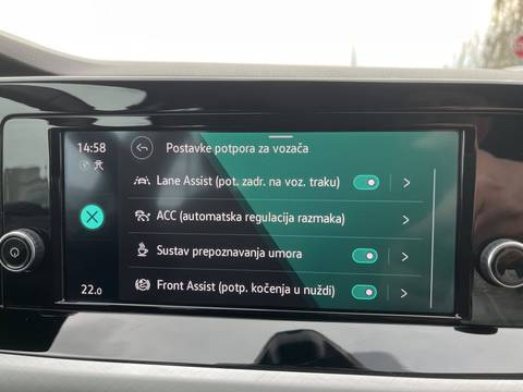 2024 Volkswagen Golf — sličica 30