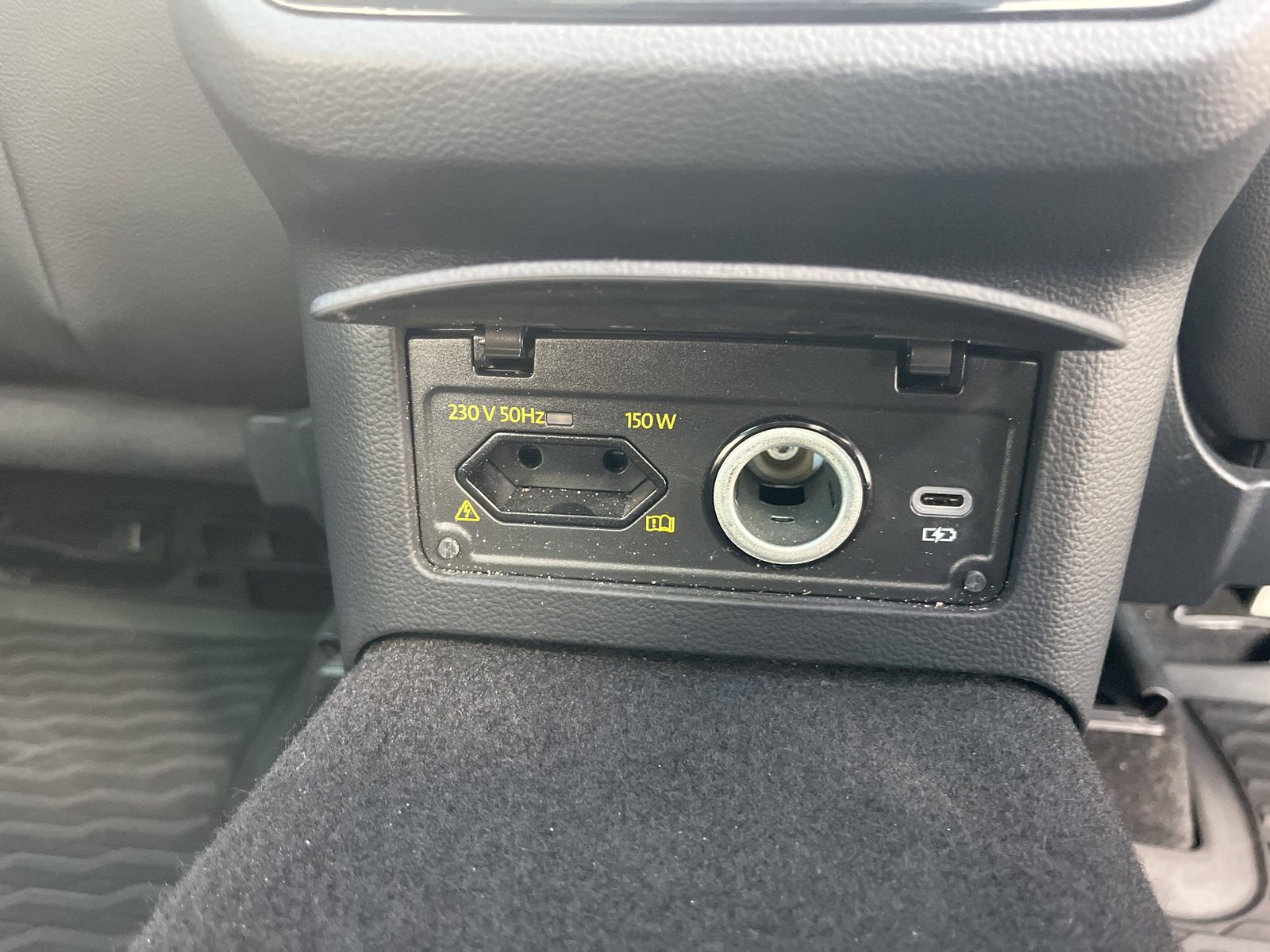 2023 Volkswagen Passat Variant — fotografija 27