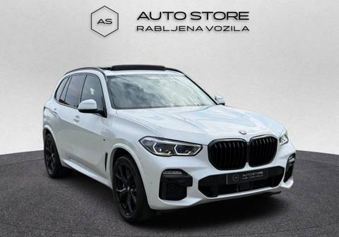 2021 BMW X5 M Sport — sličica 14