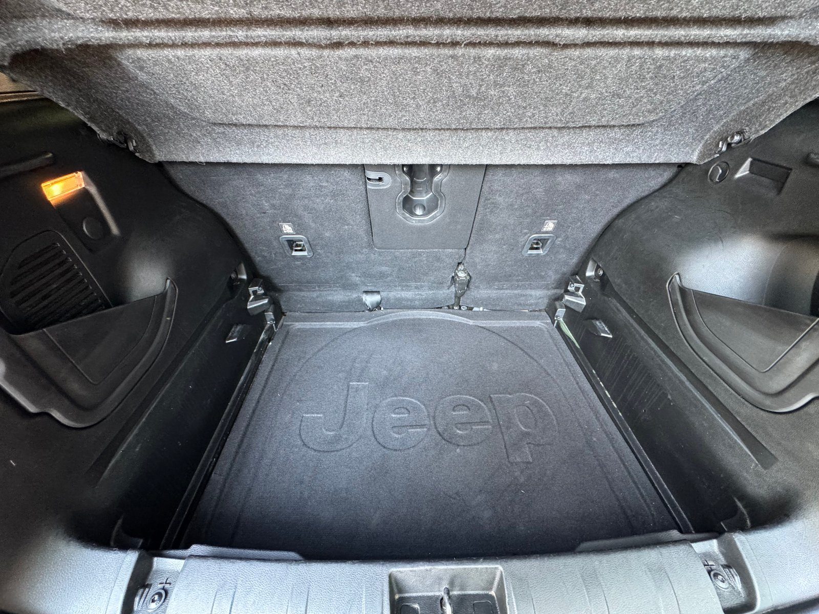 2022 Jeep Renegade — fotografija 19