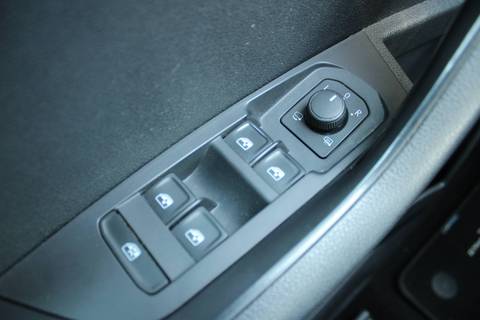 2023 Škoda Karoq — sličica 14