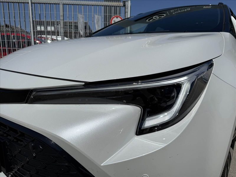 2025 Toyota Corolla — fotografija 12