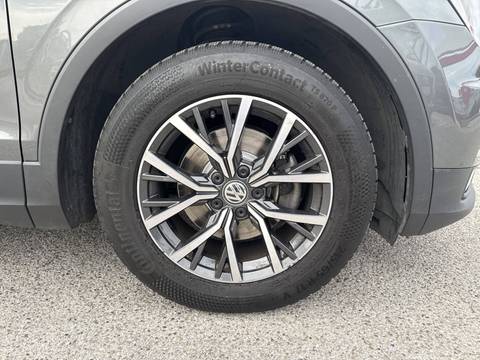 2017 Volkswagen Tiguan — sličica 18