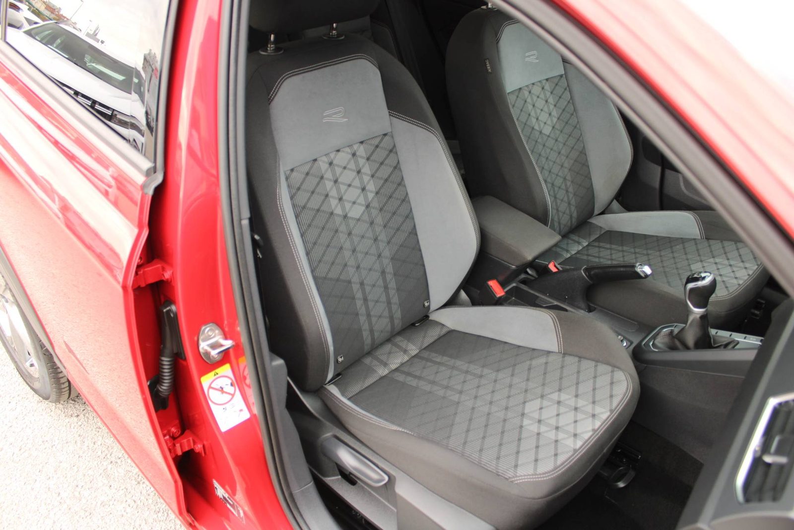 2023 Volkswagen Taigo — fotografija 12
