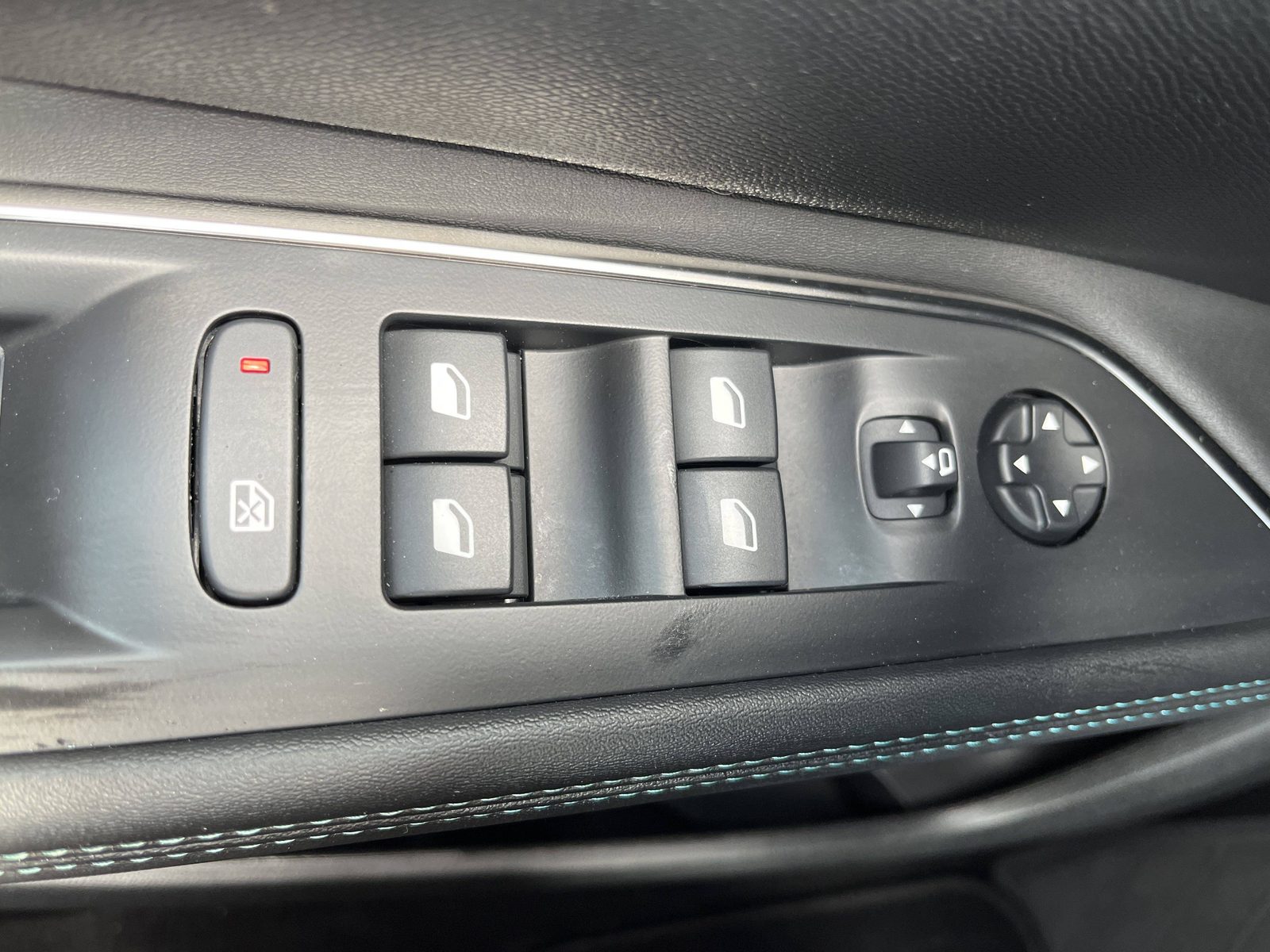 2023 Peugeot 3008 — fotografija 29