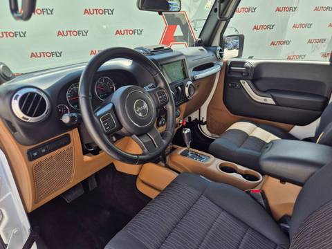 2011 Jeep Wrangler — sličica 14