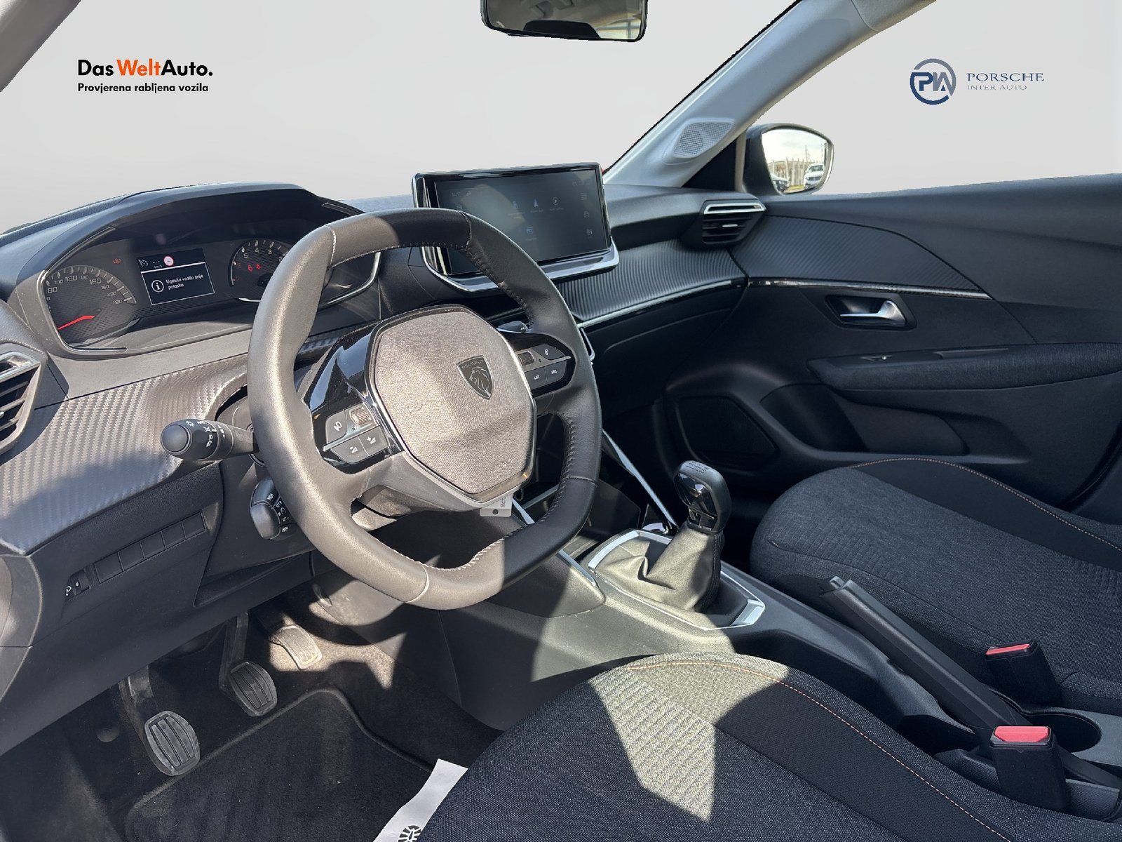 2025 Peugeot 208 — fotografija 11