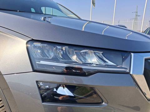 2022 Škoda Karoq — sličica 14