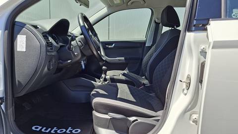 2021 Škoda Fabia — sličica 6