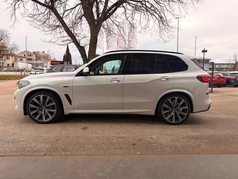 2022 BMW X5 — sličica 5