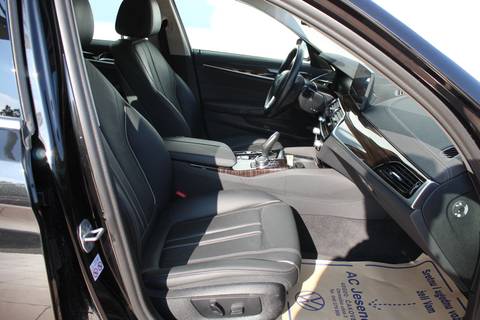 2022 BMW Serija 5 — sličica 12
