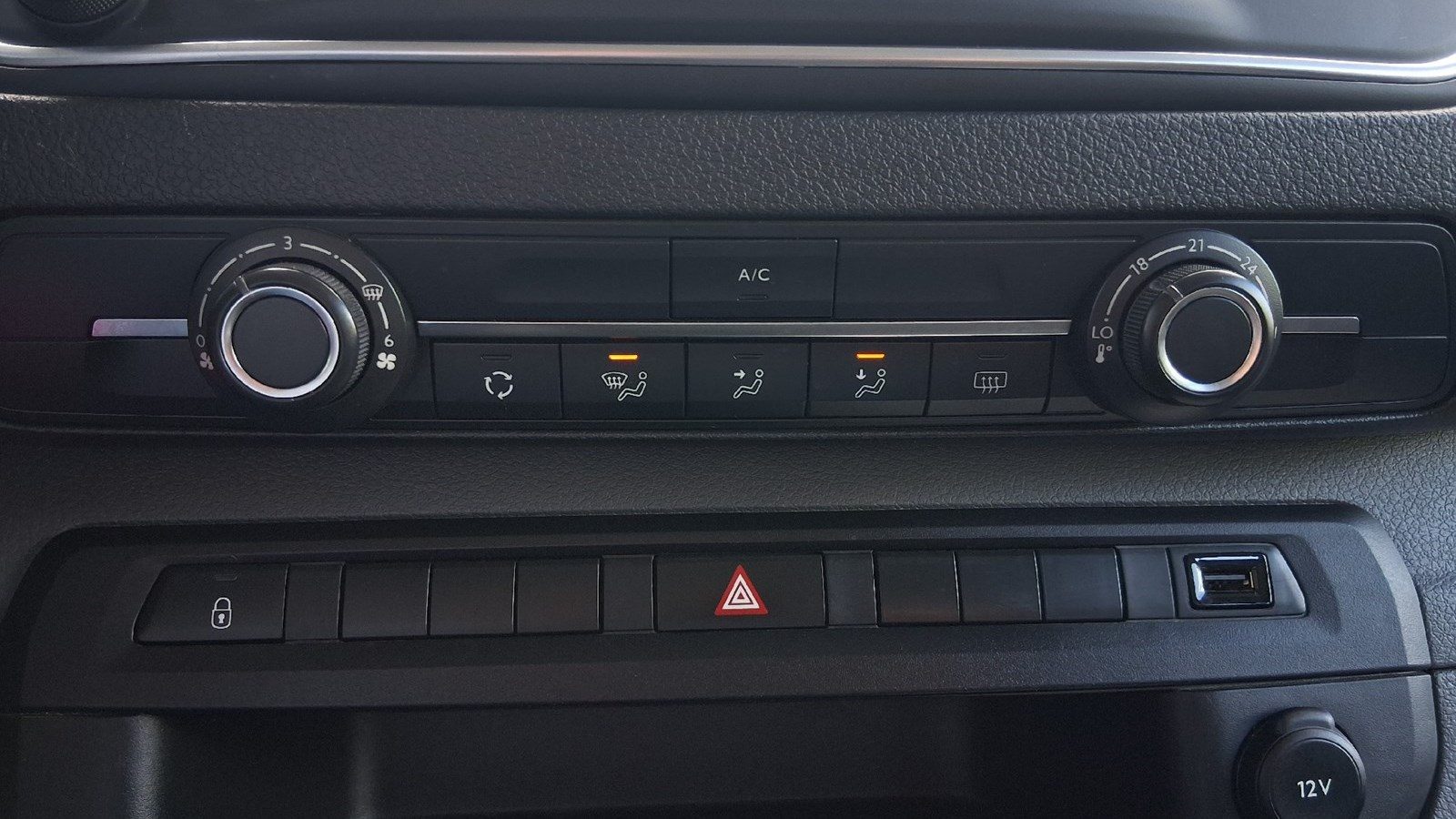 2022 Opel Vivaro — fotografija 26