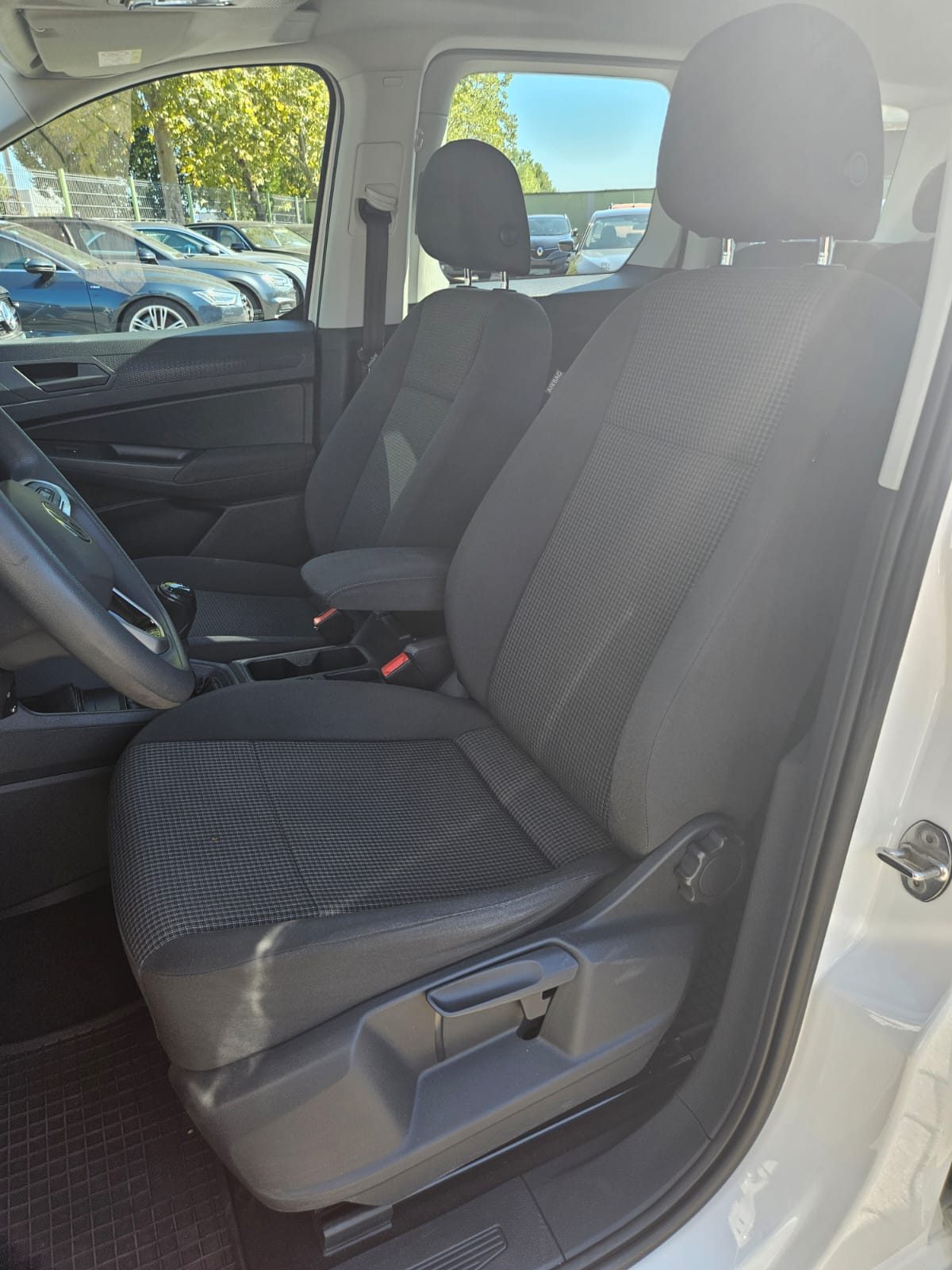 2022 Volkswagen Caddy — fotografija 23