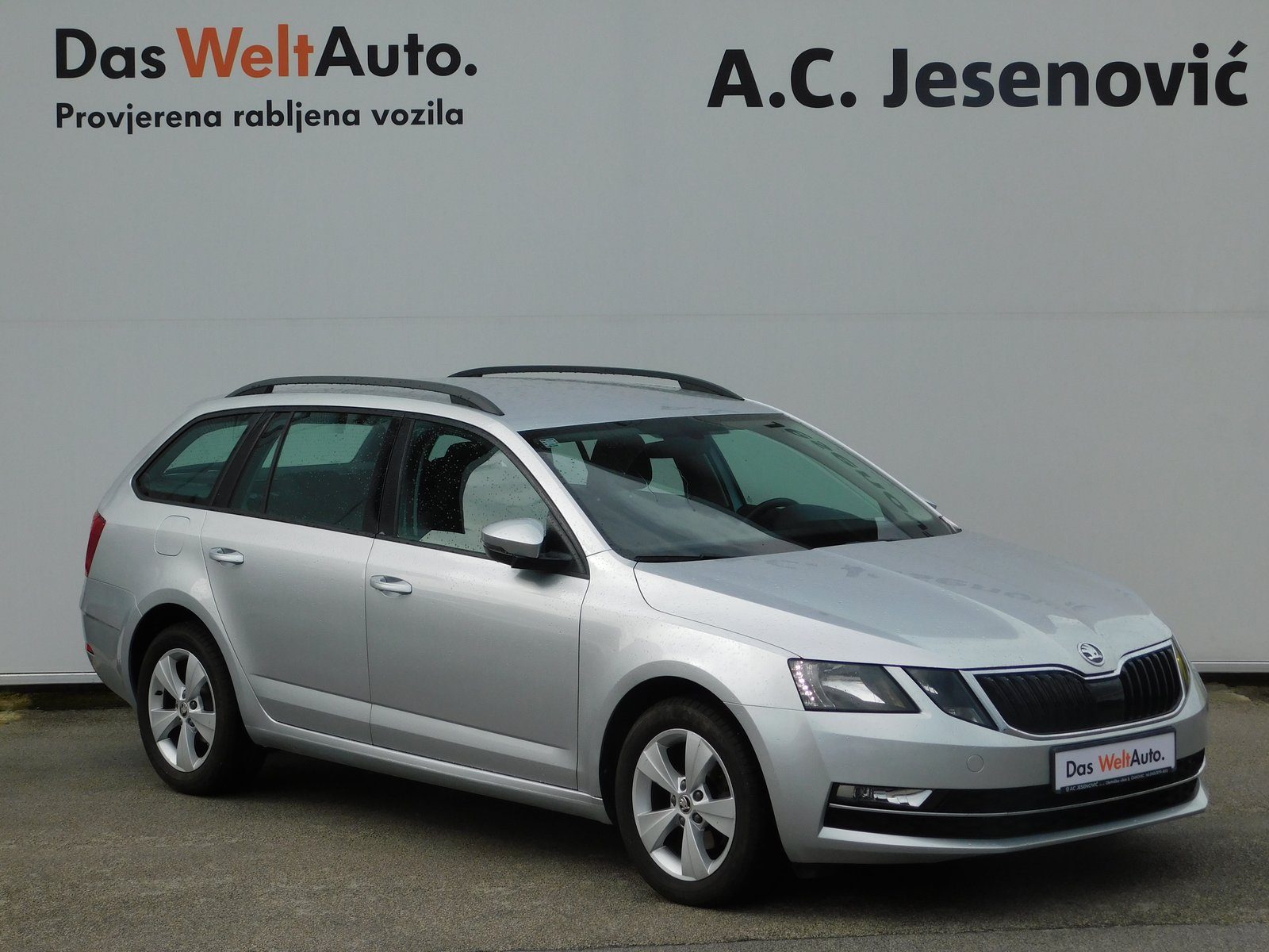 2018 Škoda Octavia Combi — fotografija 3