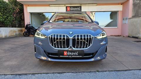 2025 BMW Serija 2 — sličica 2