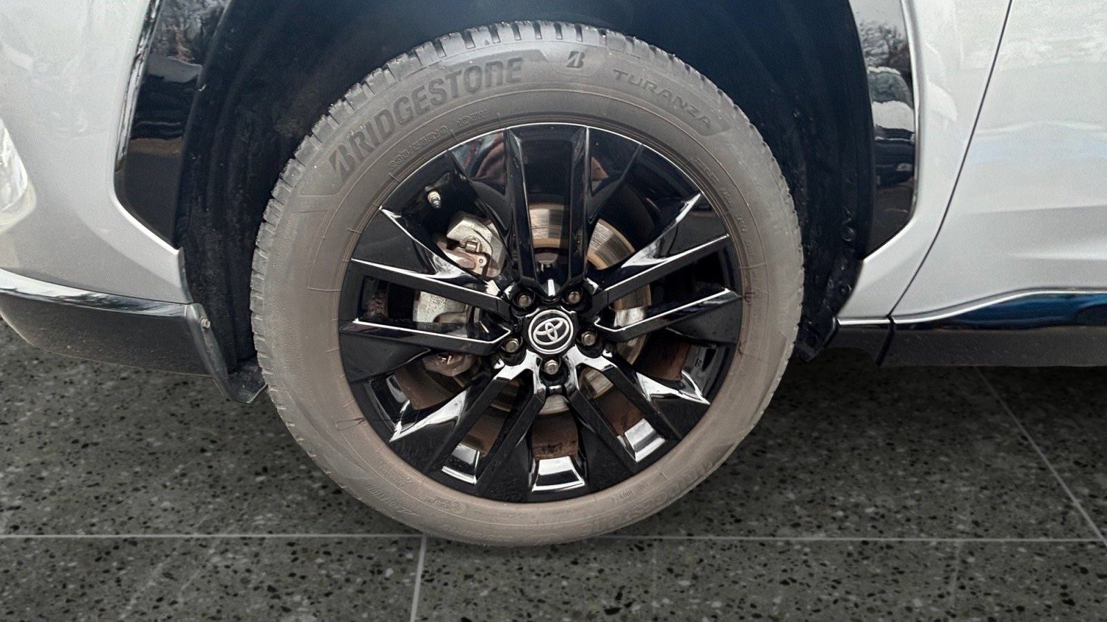 Toyota RAV4 — fotografija 16