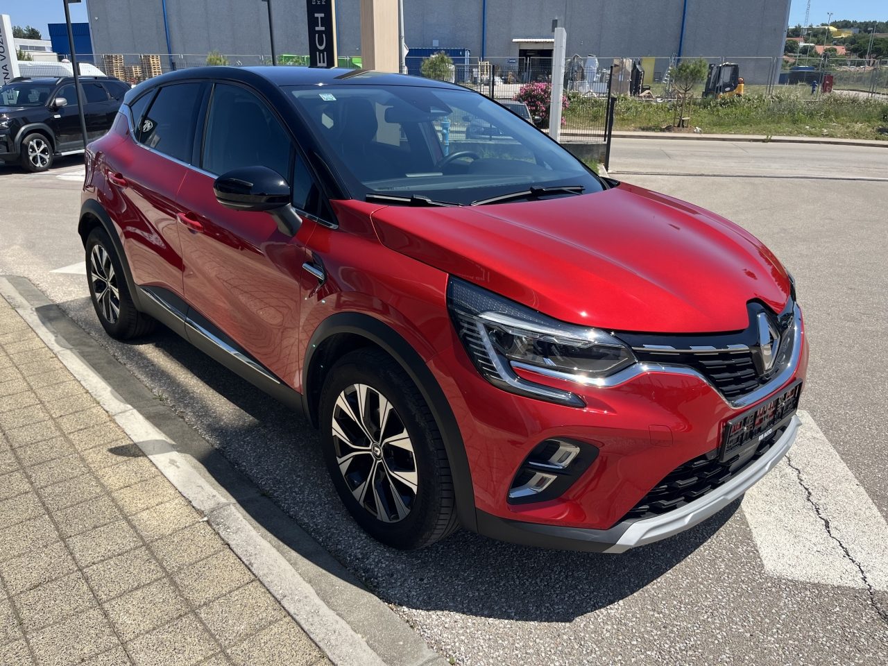 2024 Renault Captur — fotografija 4