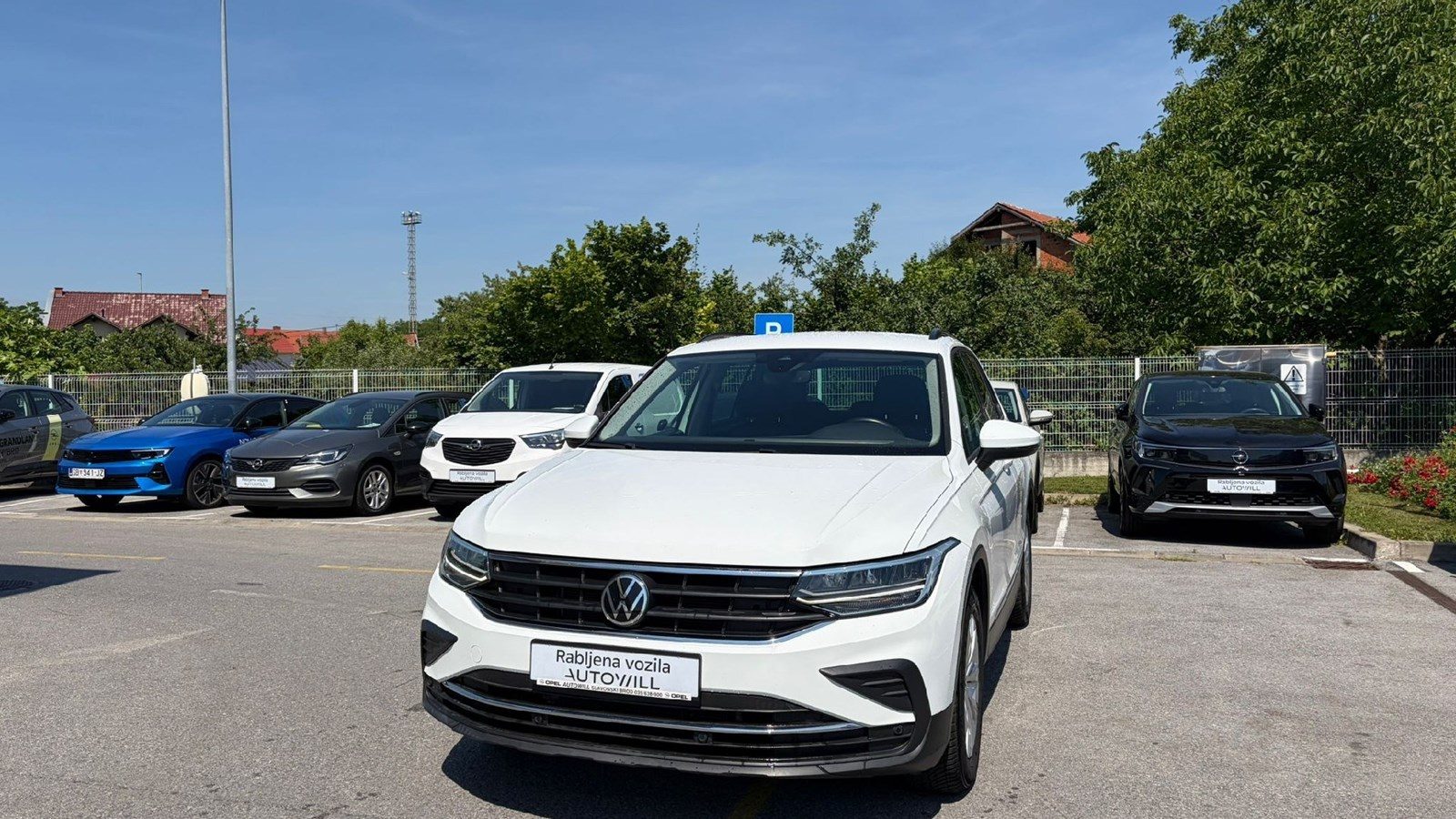 2021 Volkswagen Tiguan — fotografija 3