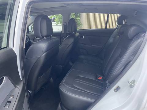 2011 Kia Sportage — sličica 11
