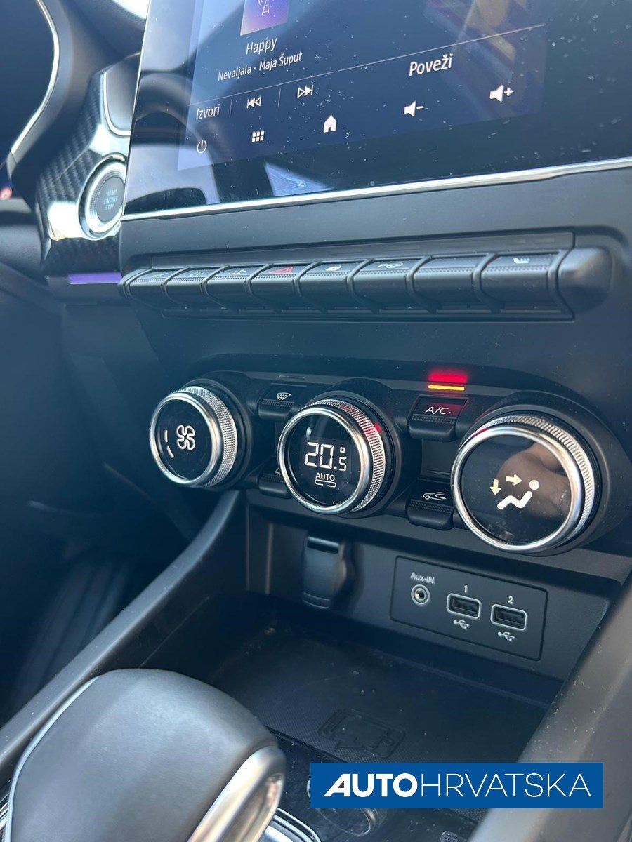 2024 Renault Megane conquest — fotografija 15