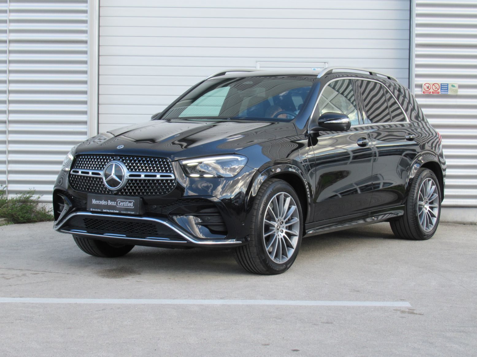 2025 Mercedes-Benz GLE — fotografija 3