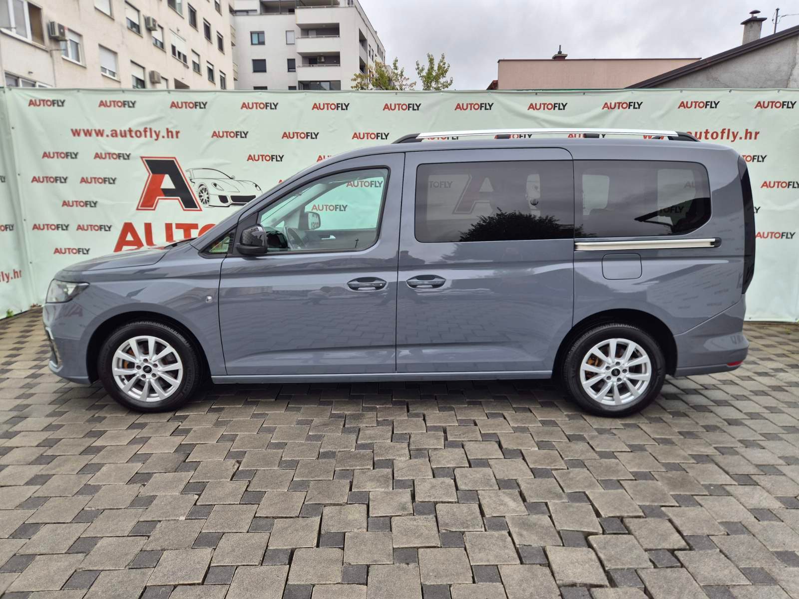 2022 Ford Tourneo Connect — fotografija 4
