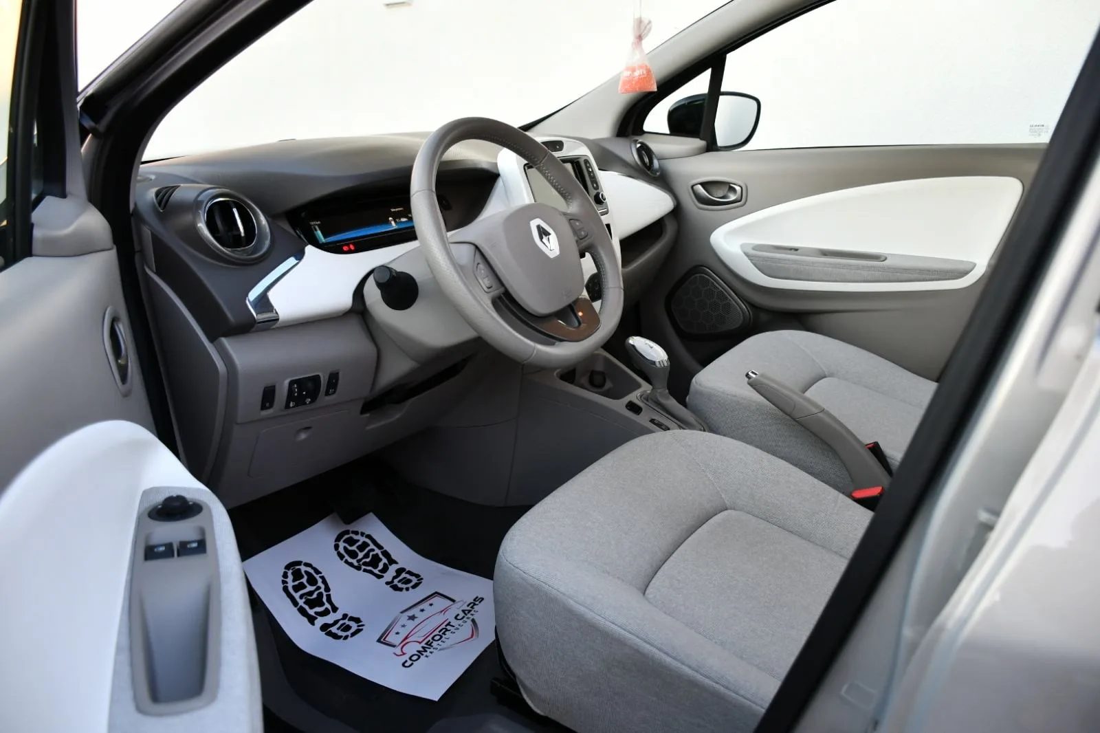 2018 Renault Zoe — fotografija 11