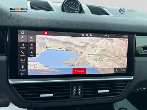 2021 Porsche Cayenne — sličica 17