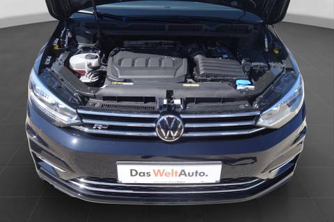2023 Volkswagen Touran R-Line — sličica 17
