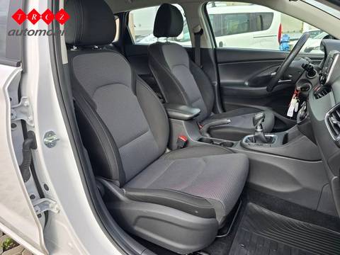 2021 Hyundai i30 — sličica 7