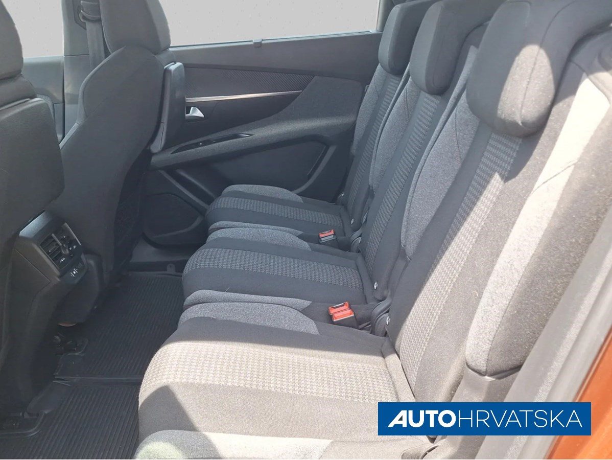 2021 Peugeot 5008 — fotografija 11