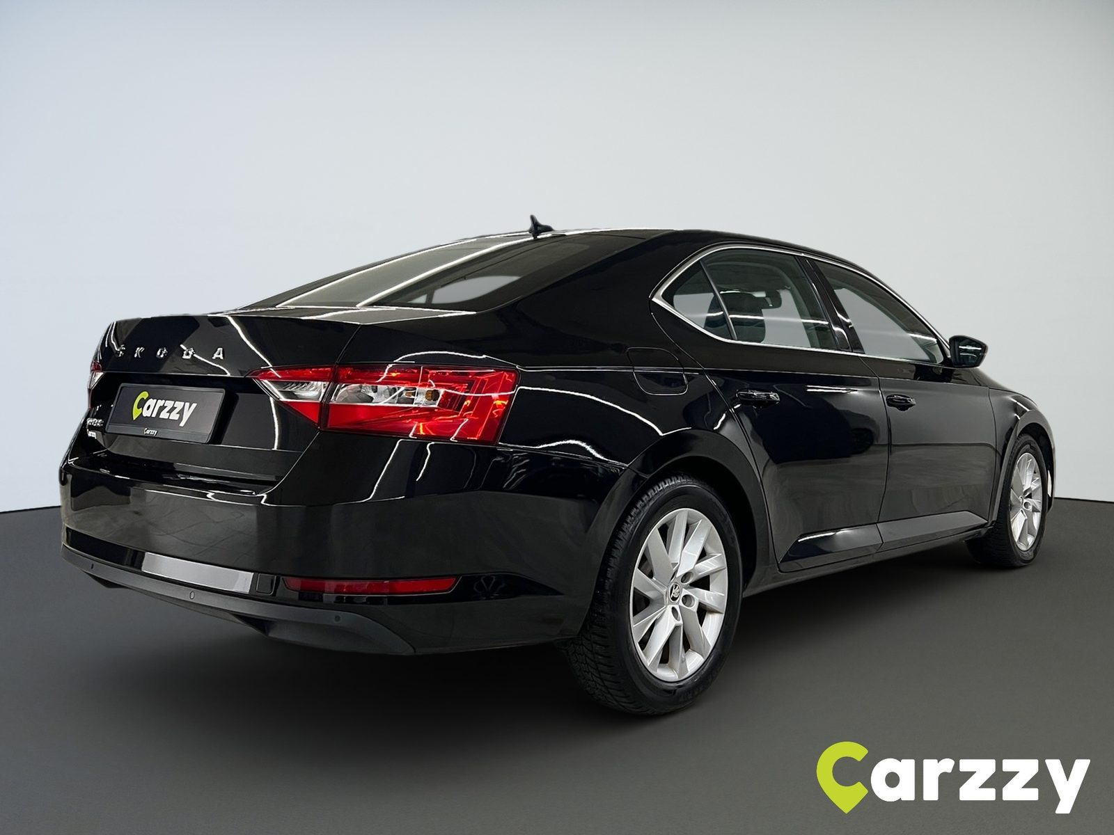 2021 Škoda Superb — fotografija 6
