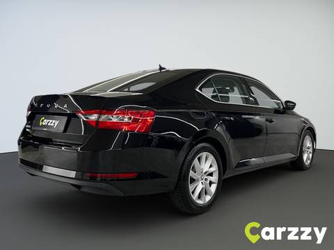 2021 Škoda Superb — sličica 6