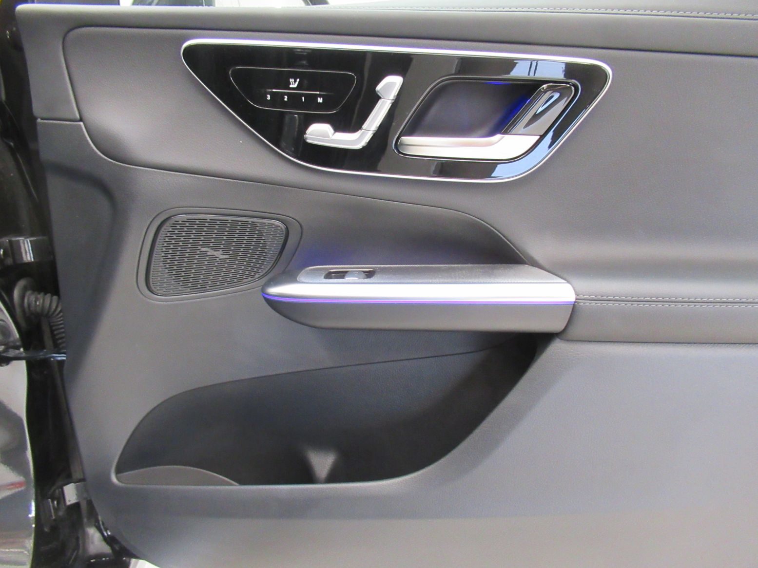 2026 Mercedes-Benz GLC — fotografija 11