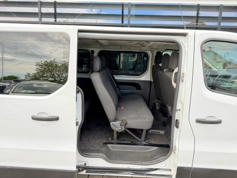 2015 Renault Trafic — fotografija 10