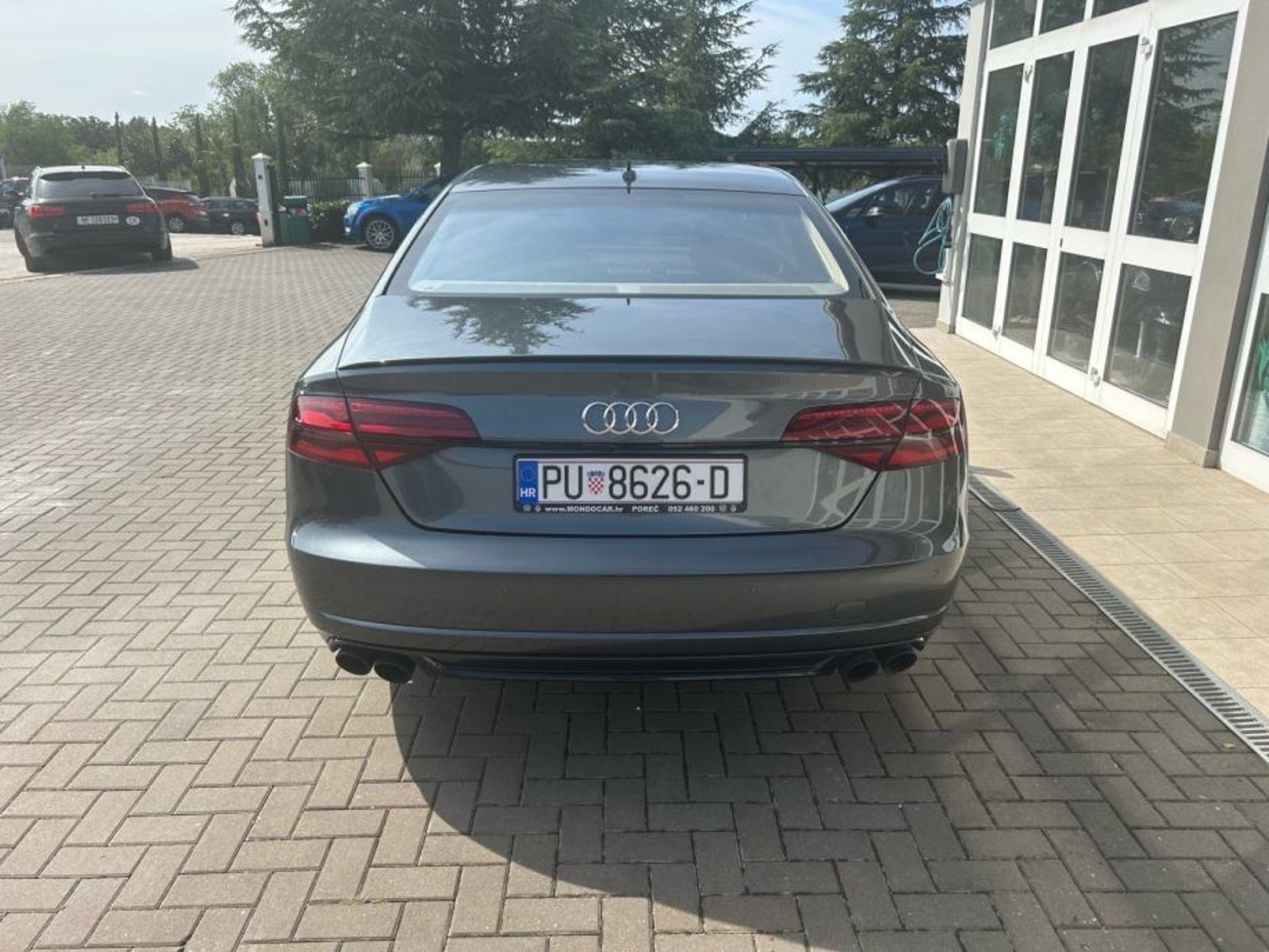 2016 Audi S8 — fotografija 6