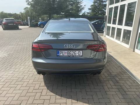2016 Audi S8 — sličica 6