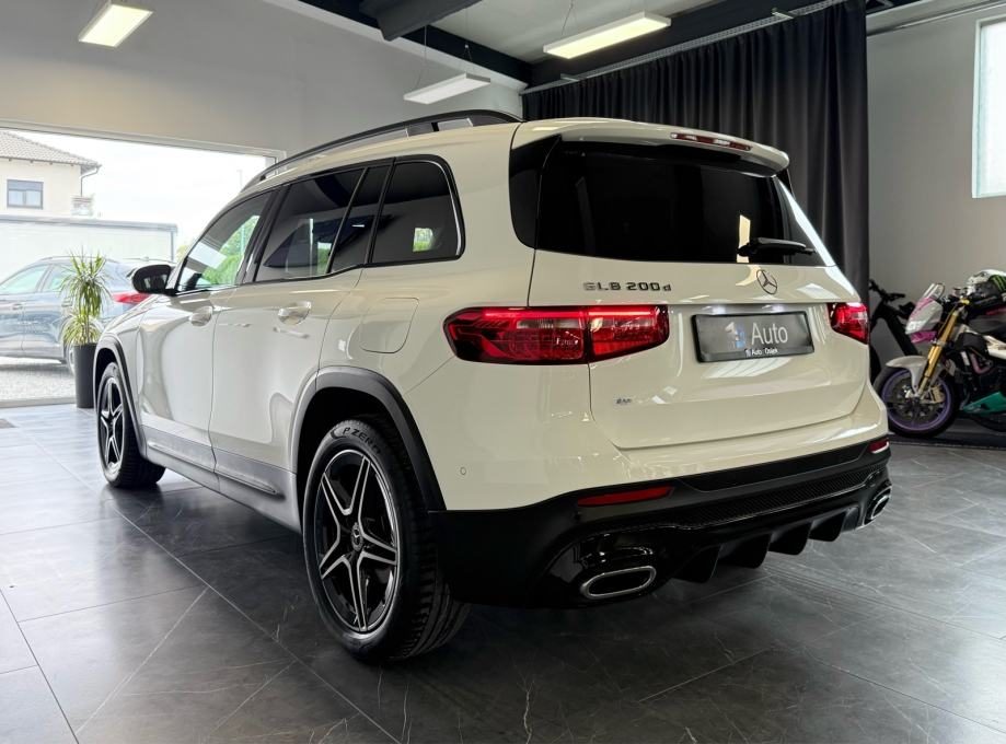 2022 Mercedes-Benz GLB — fotografija 6