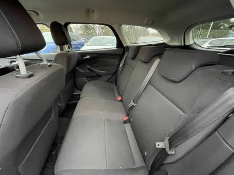 2018 Ford Focus karavan — sličica 11