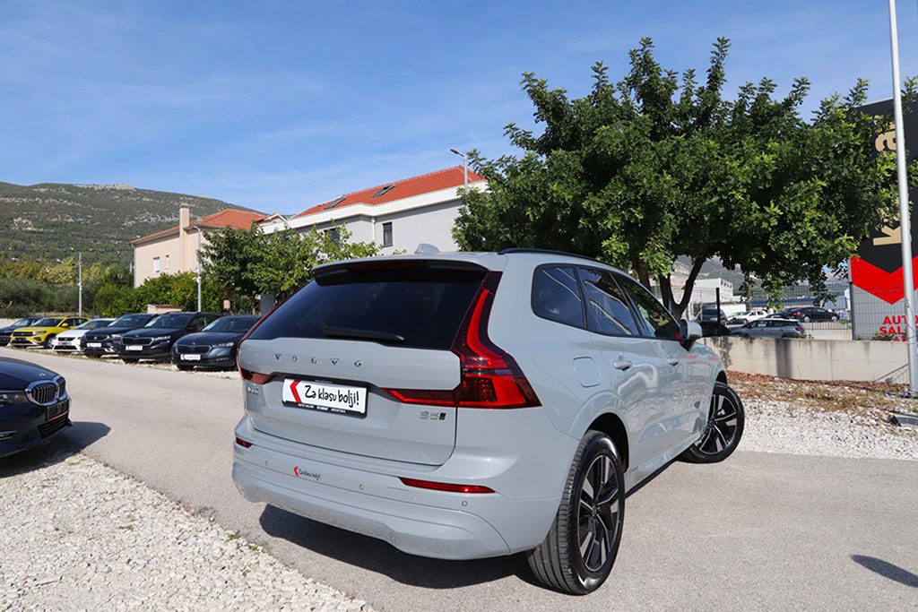2026 Volvo XC60 — fotografija 16
