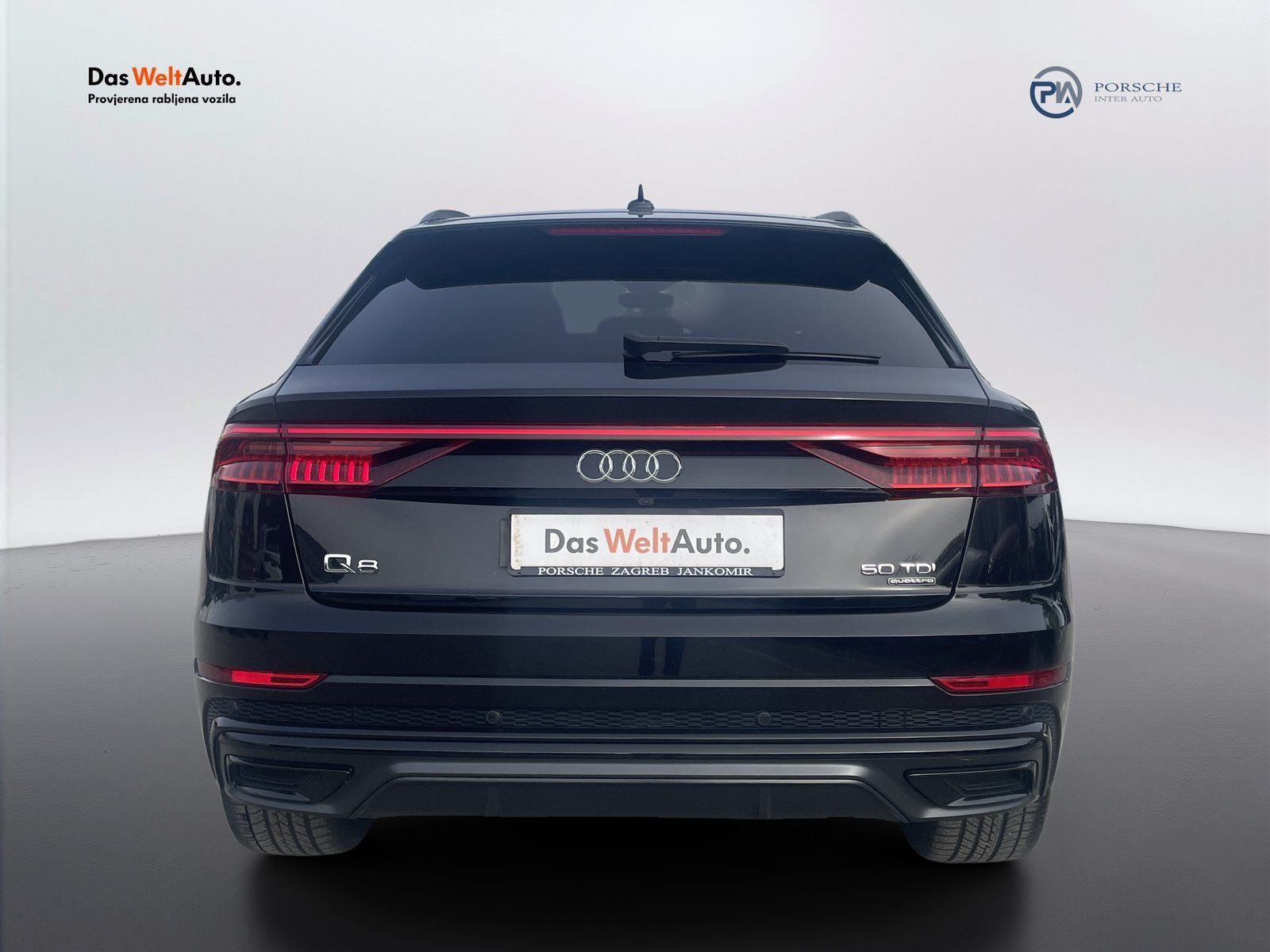 2020 Audi Q8 S line — fotografija 5