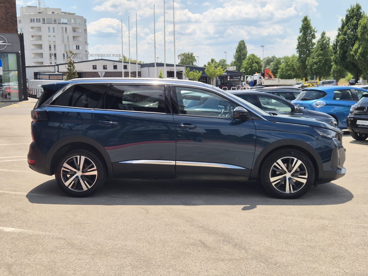 2024 Peugeot 5008 — fotografija 4