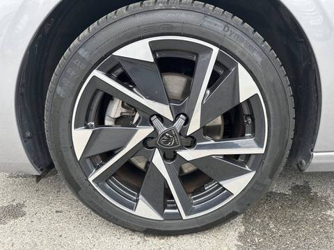 2025 Peugeot 308 — sličica 14